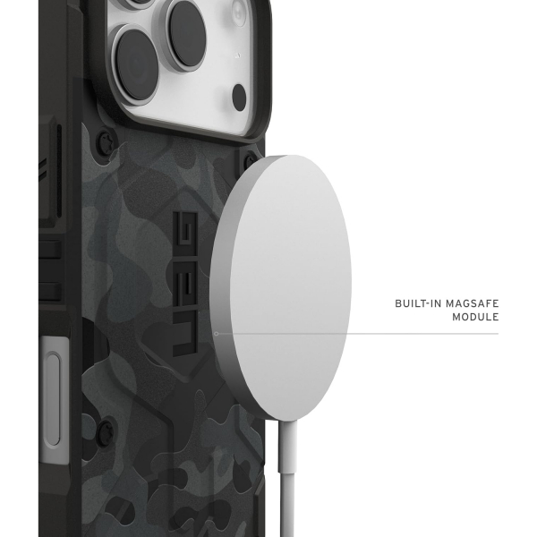 UAG Apple iPhone 17 Pro Pathfinder K�l�f-Midnight Camo