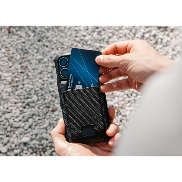 UAG Metropolis Manyetik Czdan Stand-Kevlar Black 
