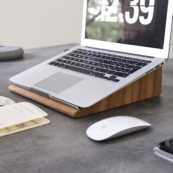 Woodcessories EcoStand Ahap Macbook Stand