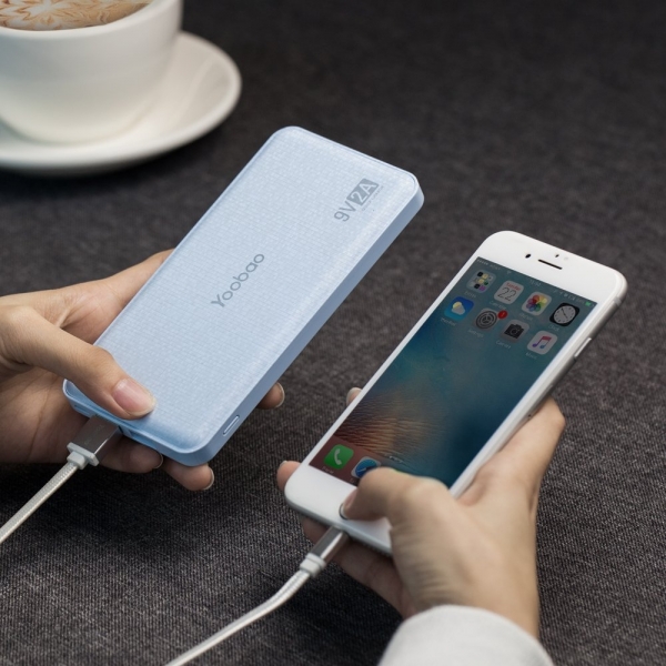 Yoobao Q12 H�zl� �arj/Ta��nabilir Batarya (12000 mAh)-Blue