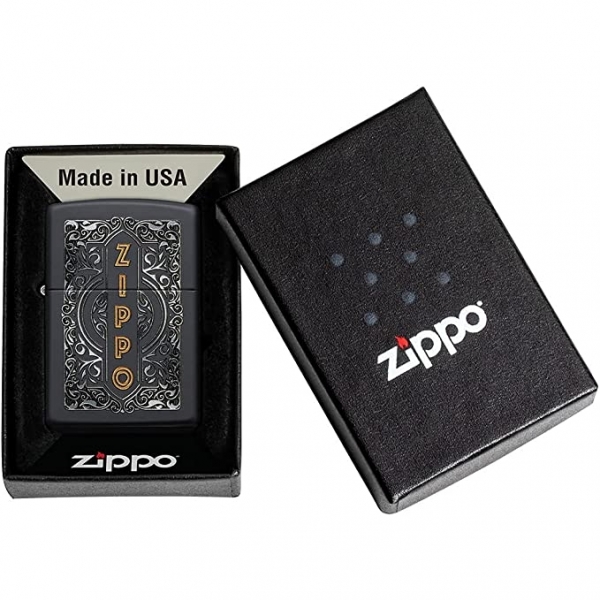 Zippo Mat Siyah Altn Harf Logolu akmak