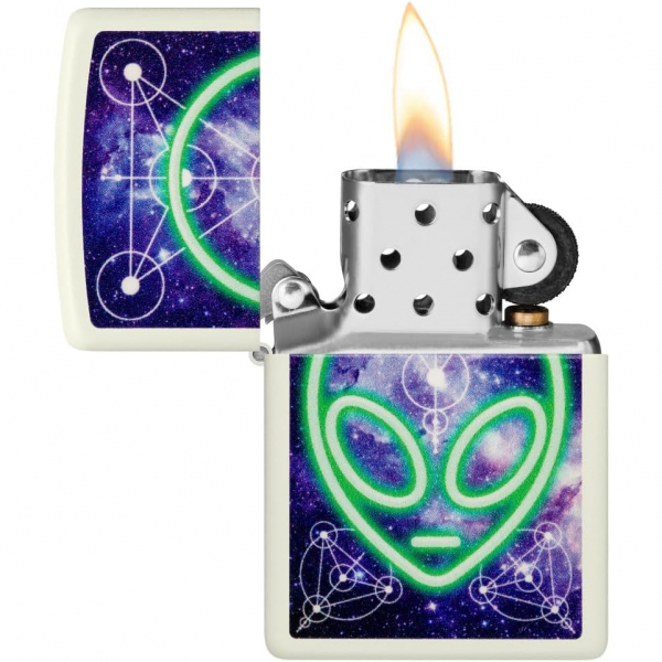Zippo Parlayan Uzayl akmak