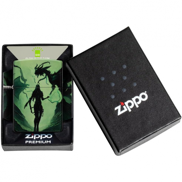 Zippo Karanlkta Parlayan Ejderha akmak