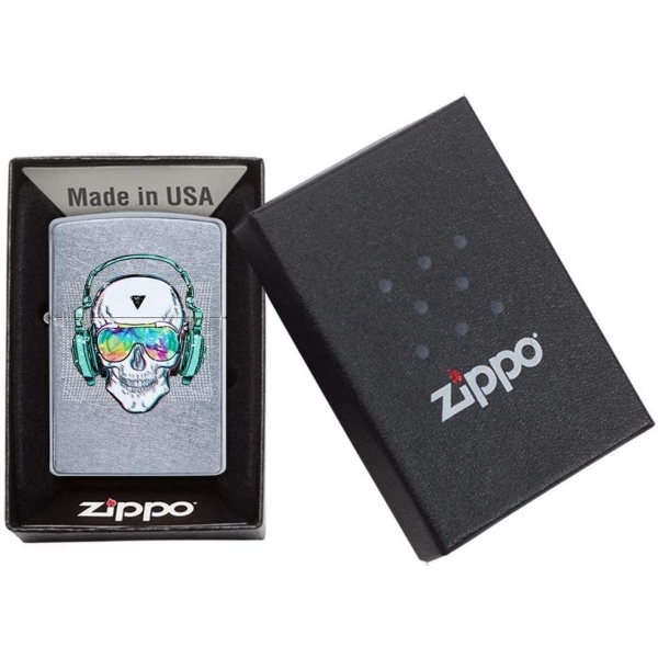 Zippo Kulakl�kl� Kafatas� �akmak