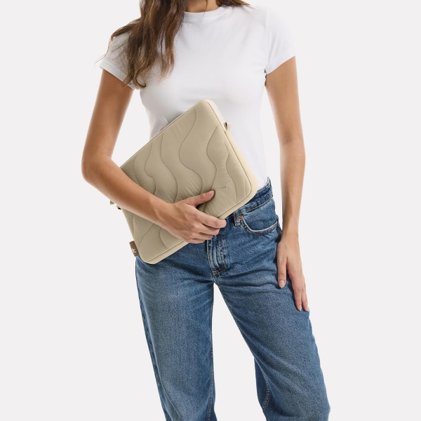 tomtoc Terra A27 Puffy Laptop �antas� (14 in�)-Dune Shade
