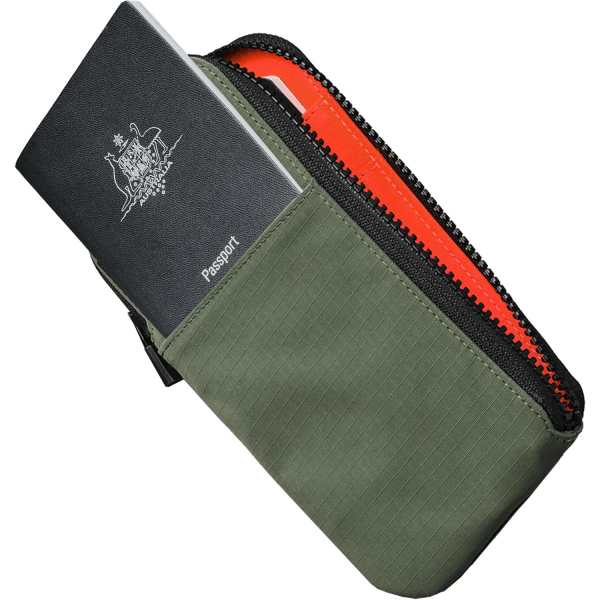 ALPAKA Fermuarl Pasaportluk