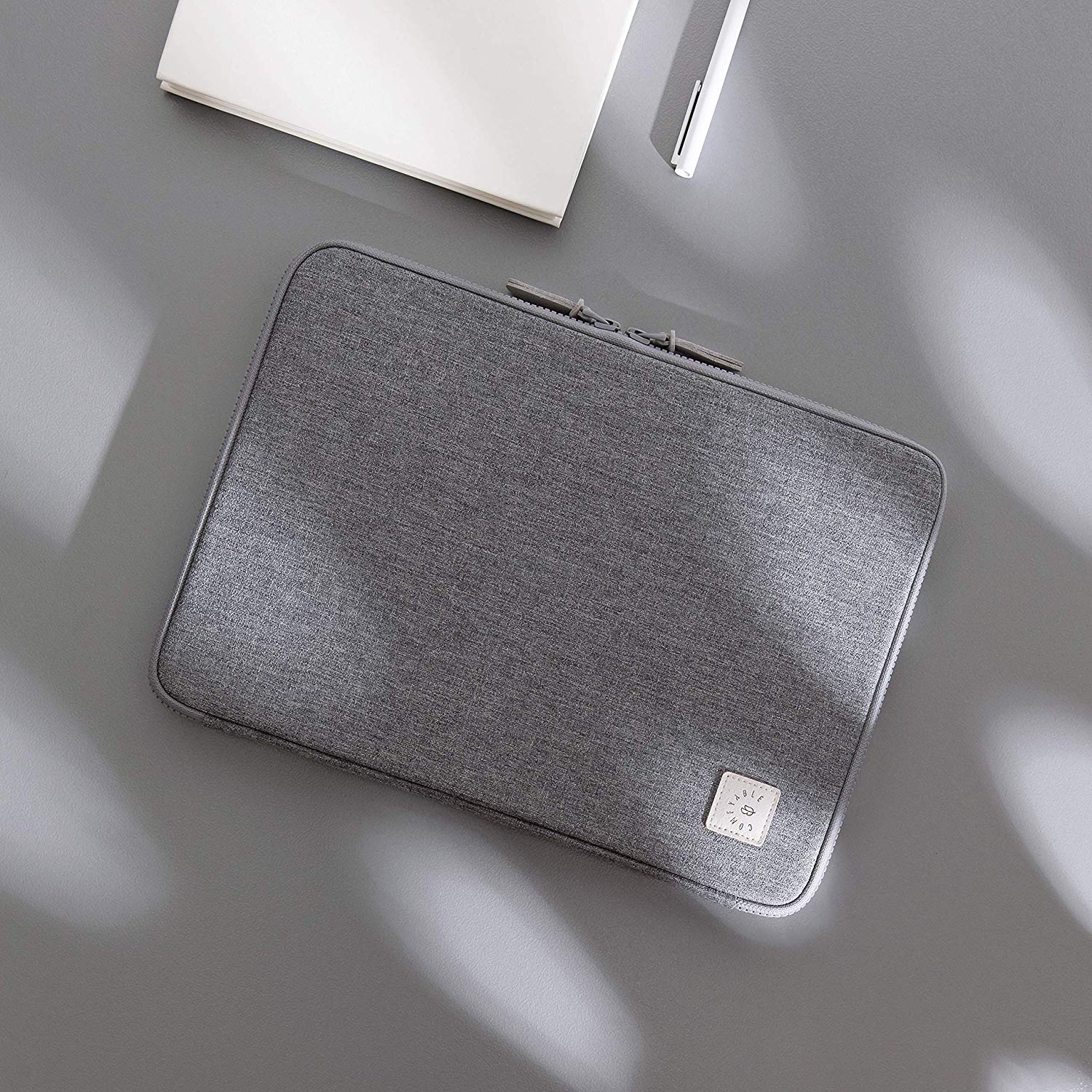 Comfyable MacBook Pro Clamshell Laptop Çantası (15inç) 9390